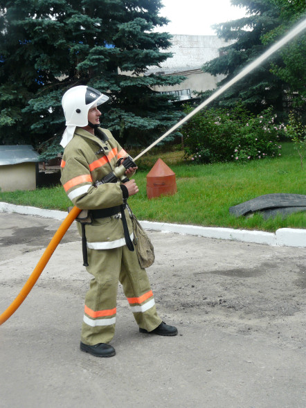 Ствол пожарный ручной комбинированный с защитной завесой универсальный перекрывной РСКЗУП-50 «ОРТ-50» (двухструйный с регулируемым расходом)